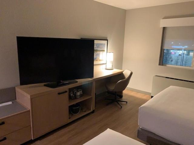 Hyatt Place Fairbanks Bagian luar foto