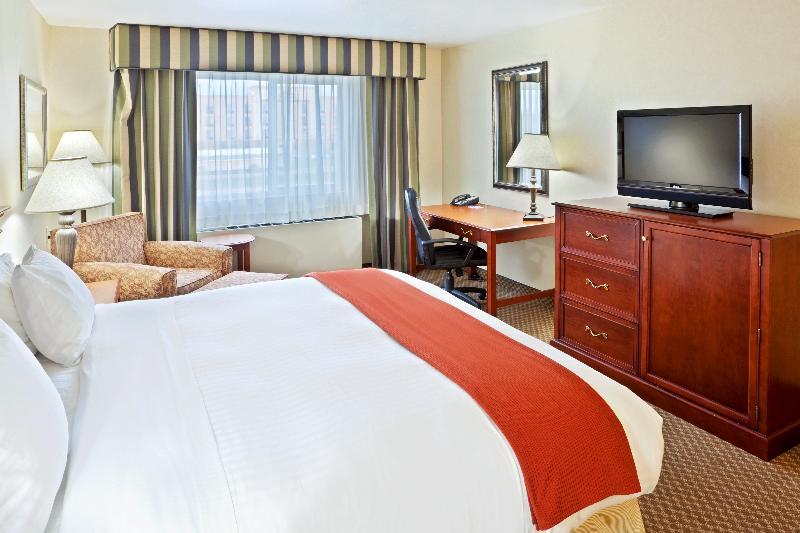 Hyatt Place Fairbanks Bagian luar foto